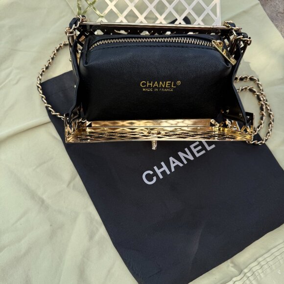Channel Mini metal cage bag - Picture 2 of 4